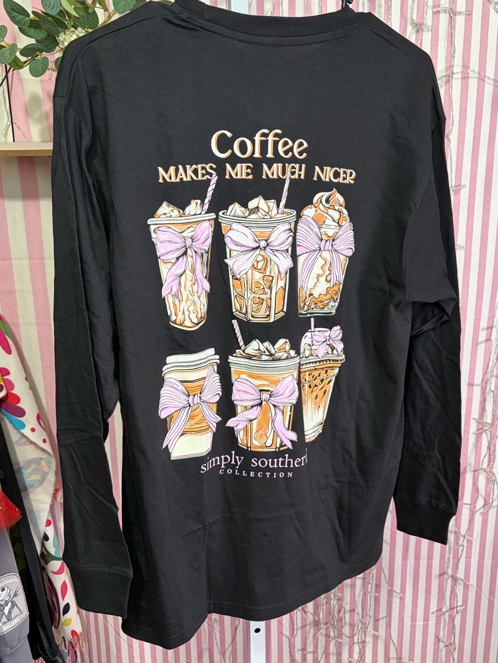 Simply southern NWT TEE M
